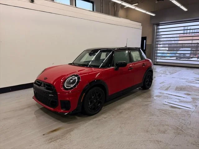 2026 MINI Hardtop Cooper S's photo