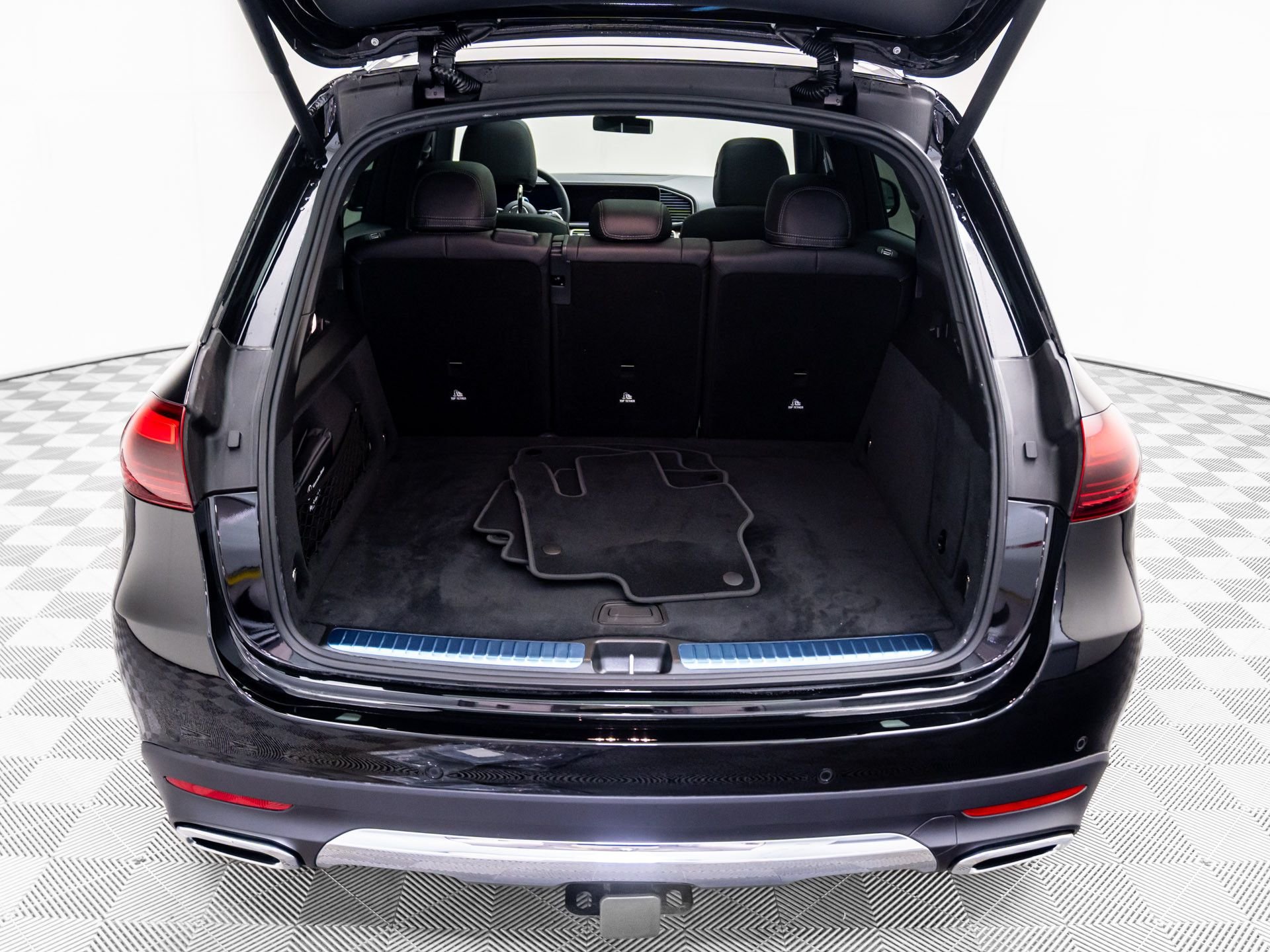 New 2026 Obsidian Black Metallic Mercedes-Benz GLE 350 image 30