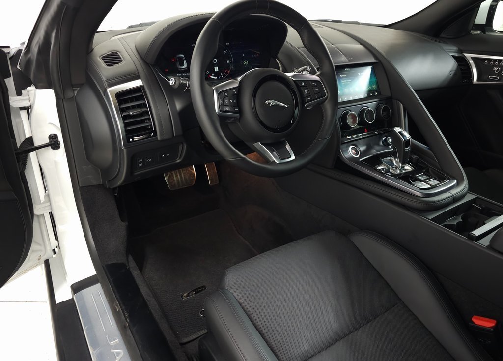 2024 JAGUAR F-TYPE - Image 16