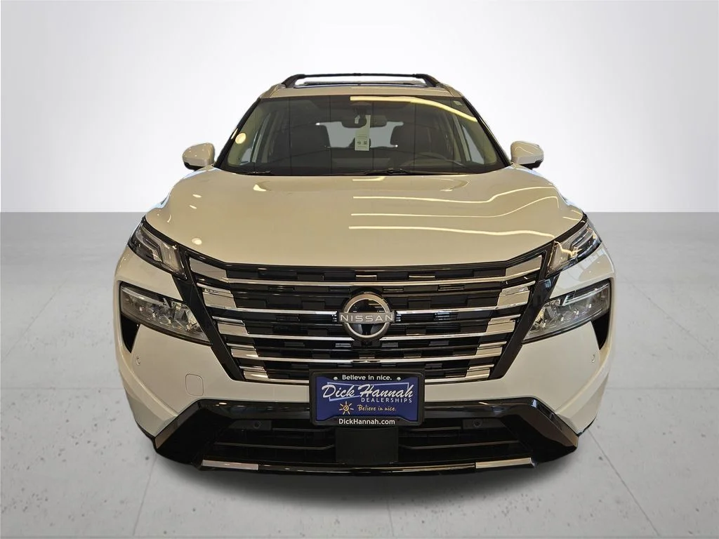 New 2026 Everest White Pearl TriCoat Nissan Platinum image 3