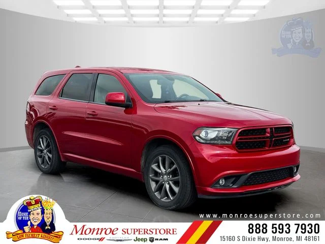 Used 2015 Red Dodge SXT image 1