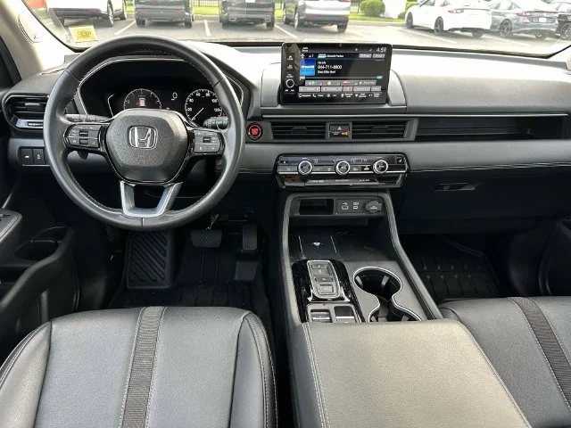 2025 Honda Pilot Touring - Photo 14