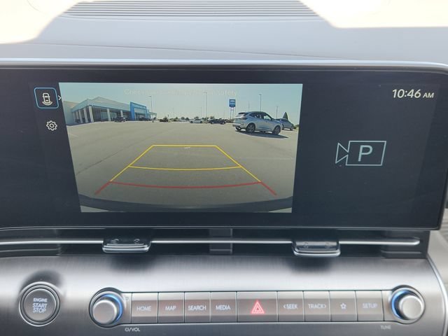 Used 2025 White Hyundai SEL image 19