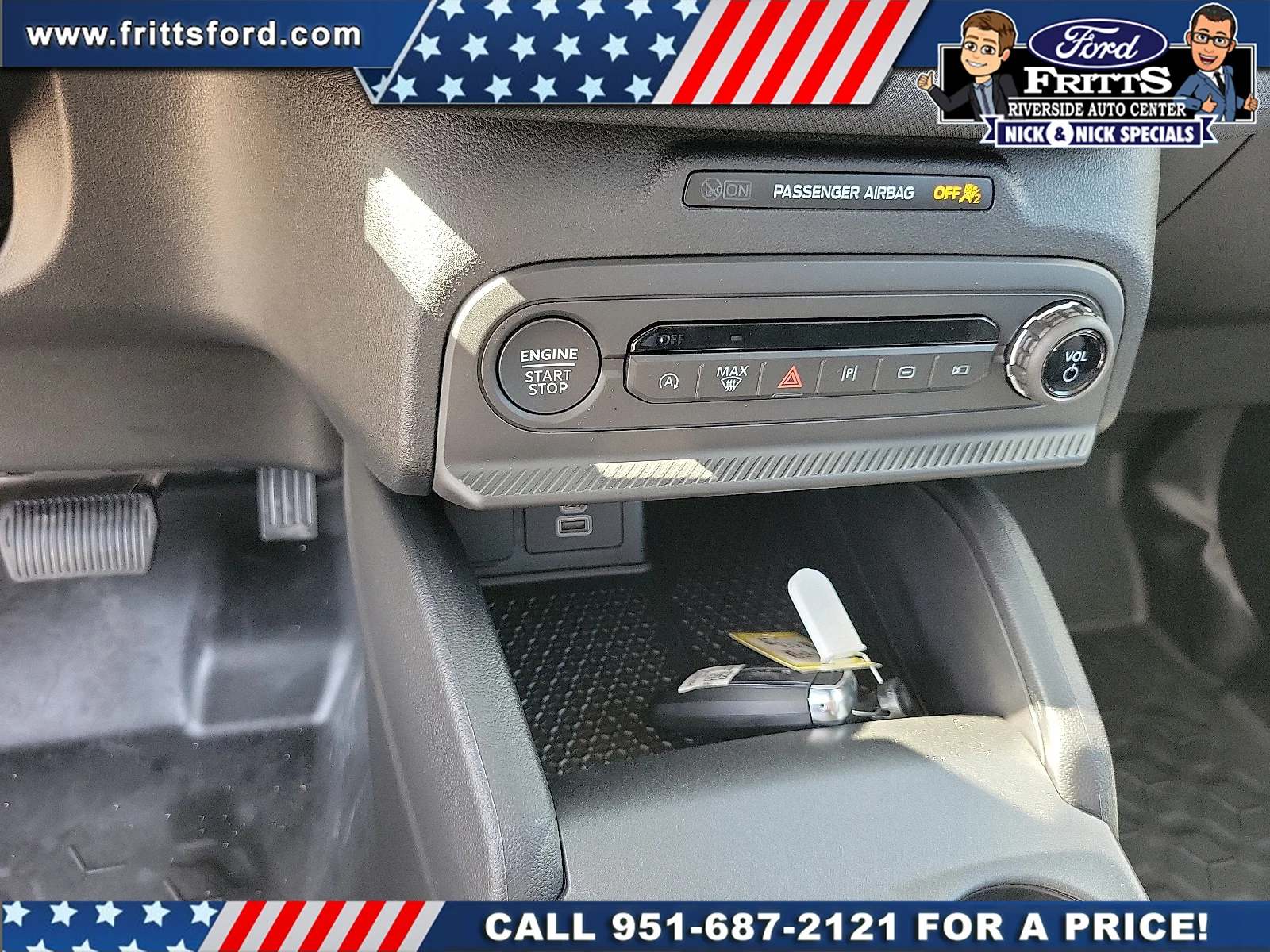 New 2026 Oxford White Ford Badlands® image 9