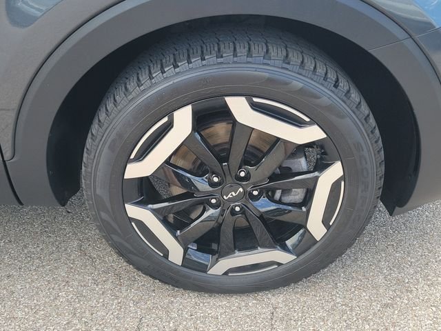 Certified Used 2023 Gravity Gray Kia S image 9