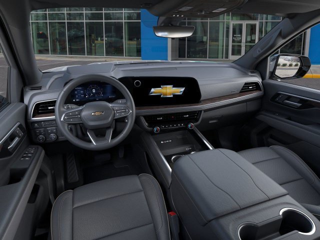 2025 Chevrolet Suburban Premier - Photo 16