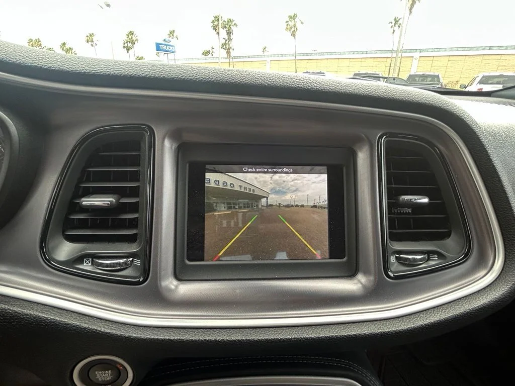 Used 2020 Red Dodge SXT image 14