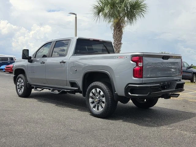 Used 2024 Gray Chevrolet Custom image 4