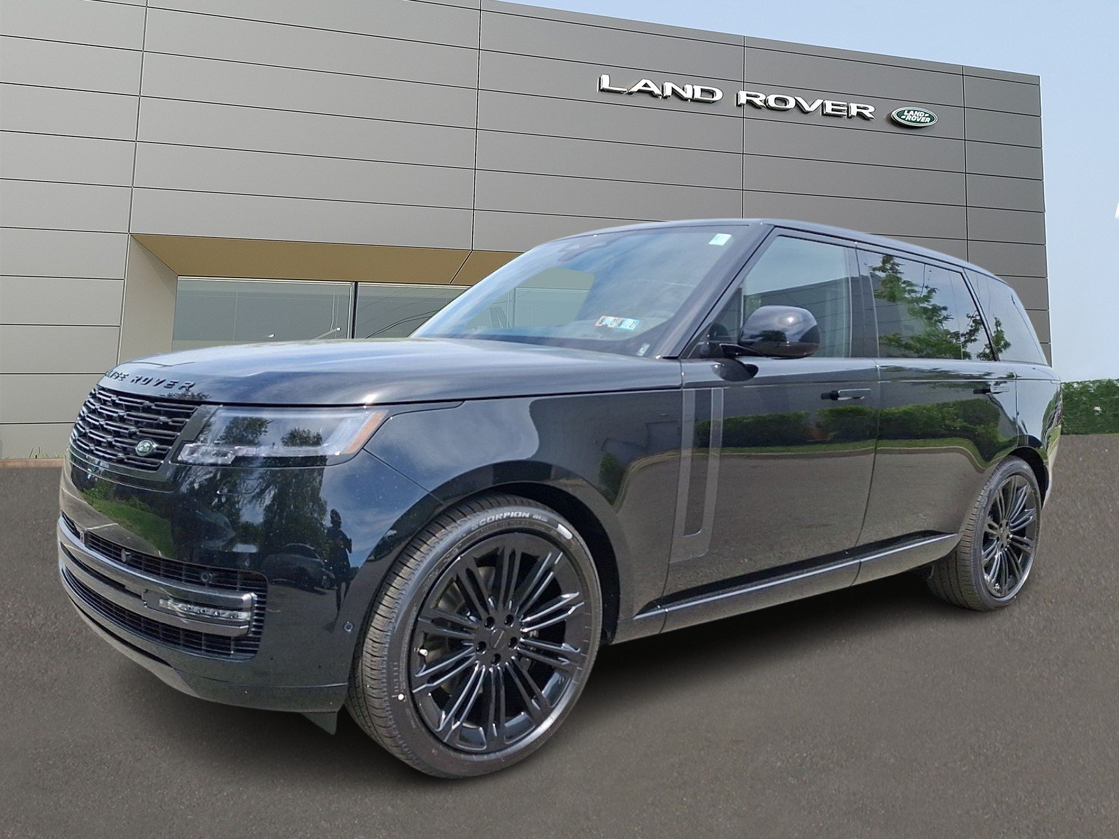 New 2026 Santorini Black Land Rover P400 SE 7 Seat image 1
