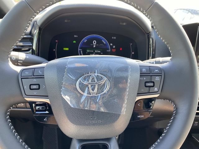 New 2026 Ice Cap Toyota SE image 13