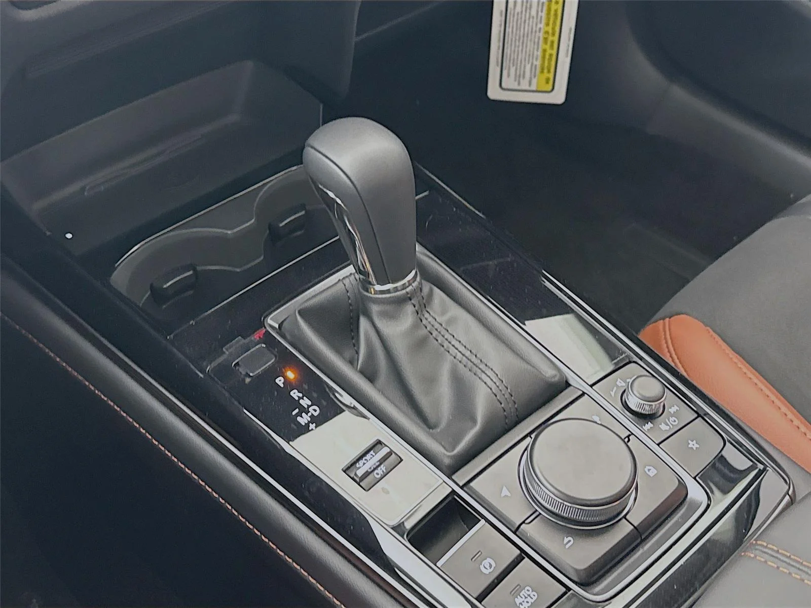 2025 Mazda CX-30 Carbon Turbo - Photo 27