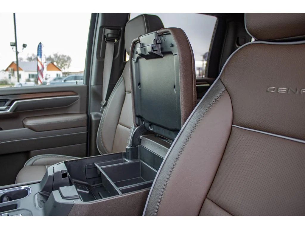 New 2026 Glacier White Tricoat GMC Denali image 33