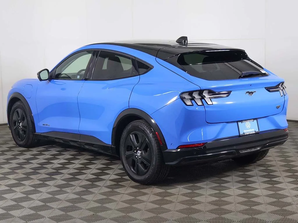Used 2023 Grabber Blue Metallic Ford California Route 1 image 11