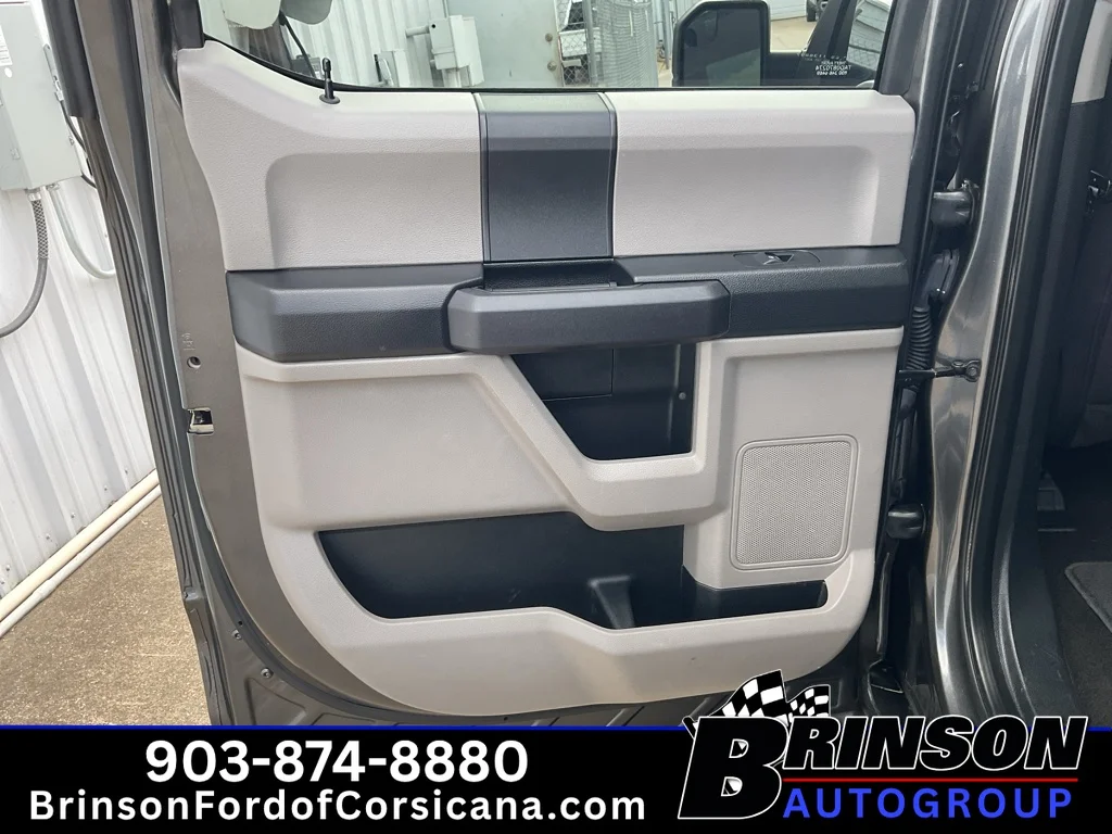 Used 2019 Magnetic Metallic Ford XL image 14