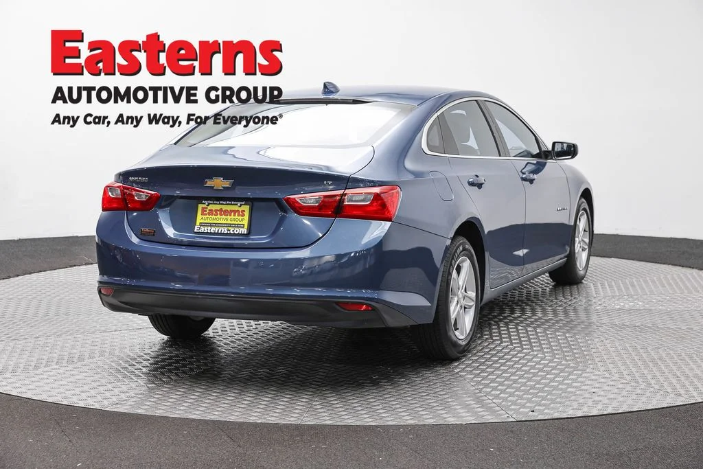 Used 2024 Blue Chevrolet LT image 5