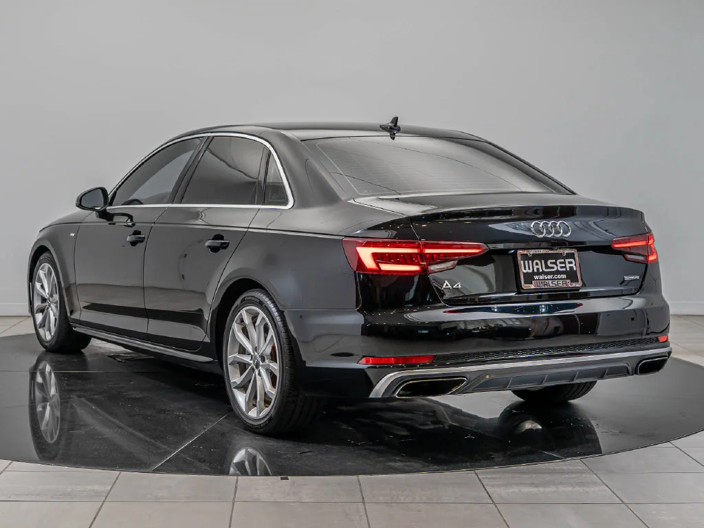 Used 2019 Brilliant Black Audi 2.0T Premium image 6