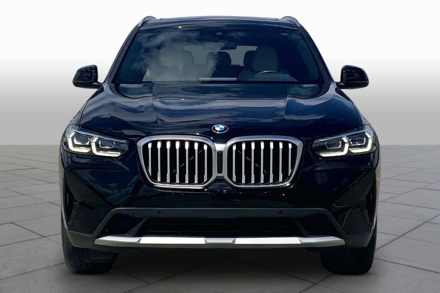 Used 2024 Jet Black BMW xDrive30i image 3