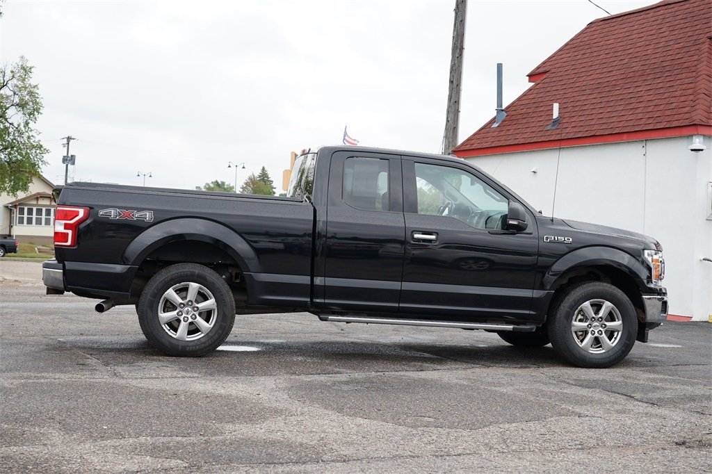 2018 Ford F-150 XLT photo 2