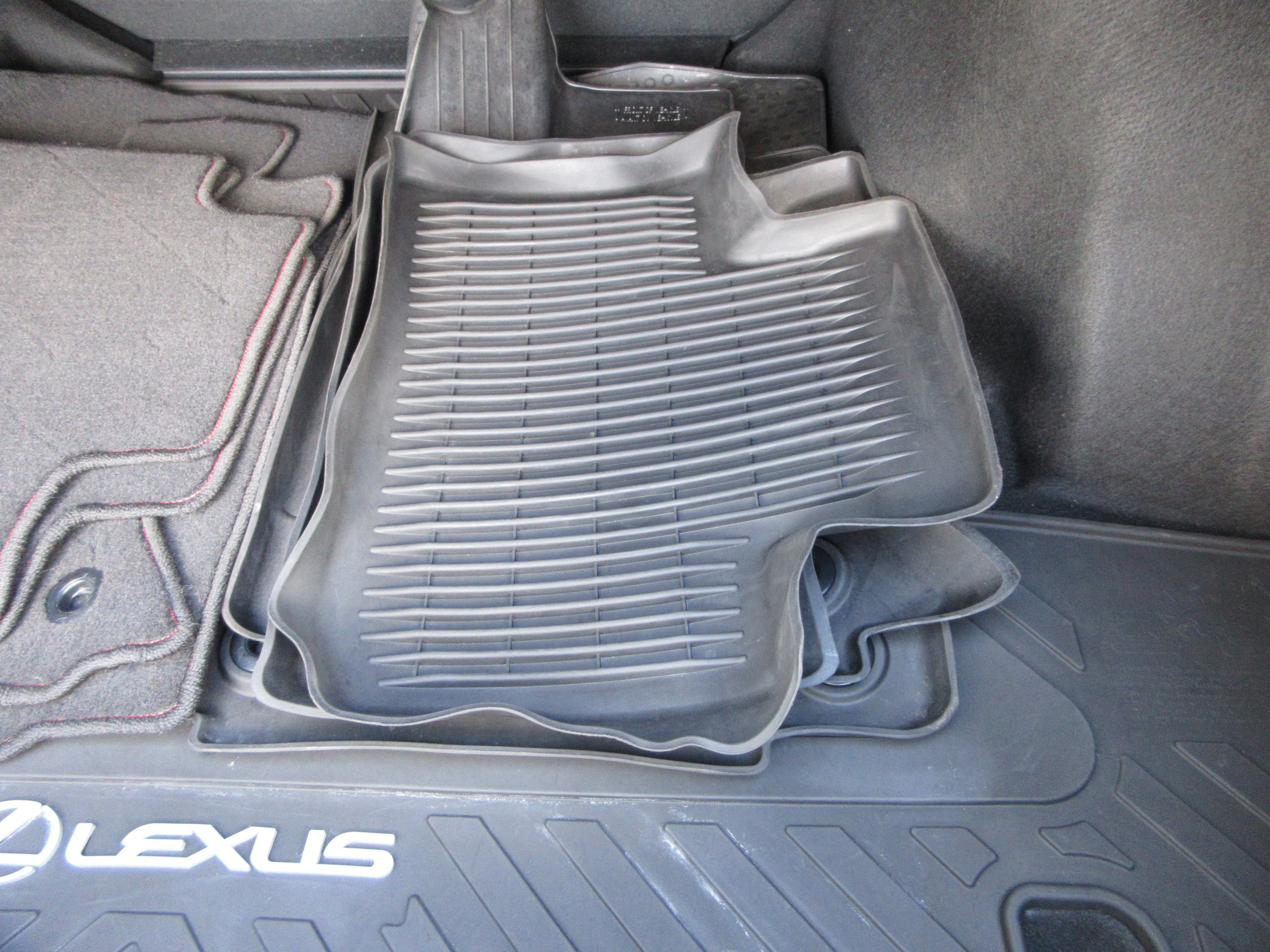 2024 Lexus IS 350 F SPORT - Photo 56