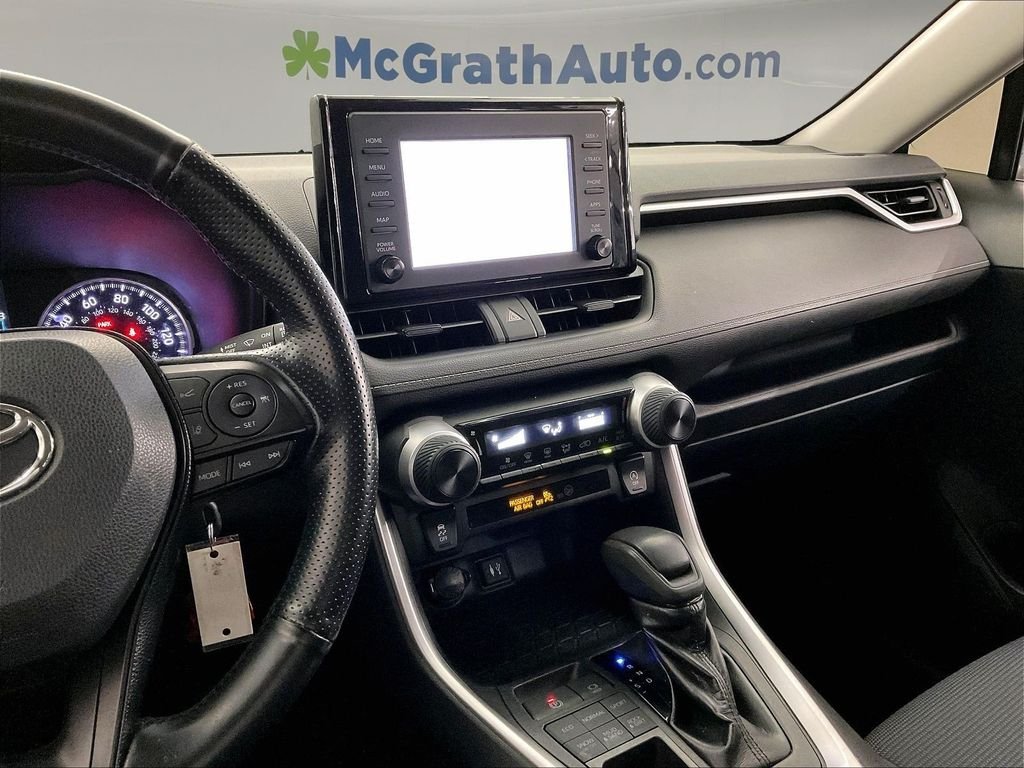 Used 2019 Gray Toyota LE image 9