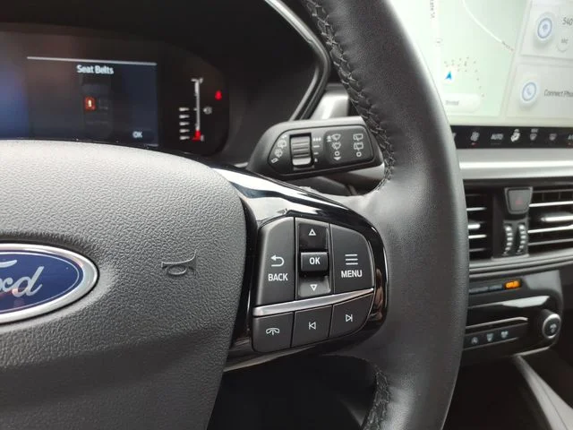 Used 2023 White Ford Active image 23