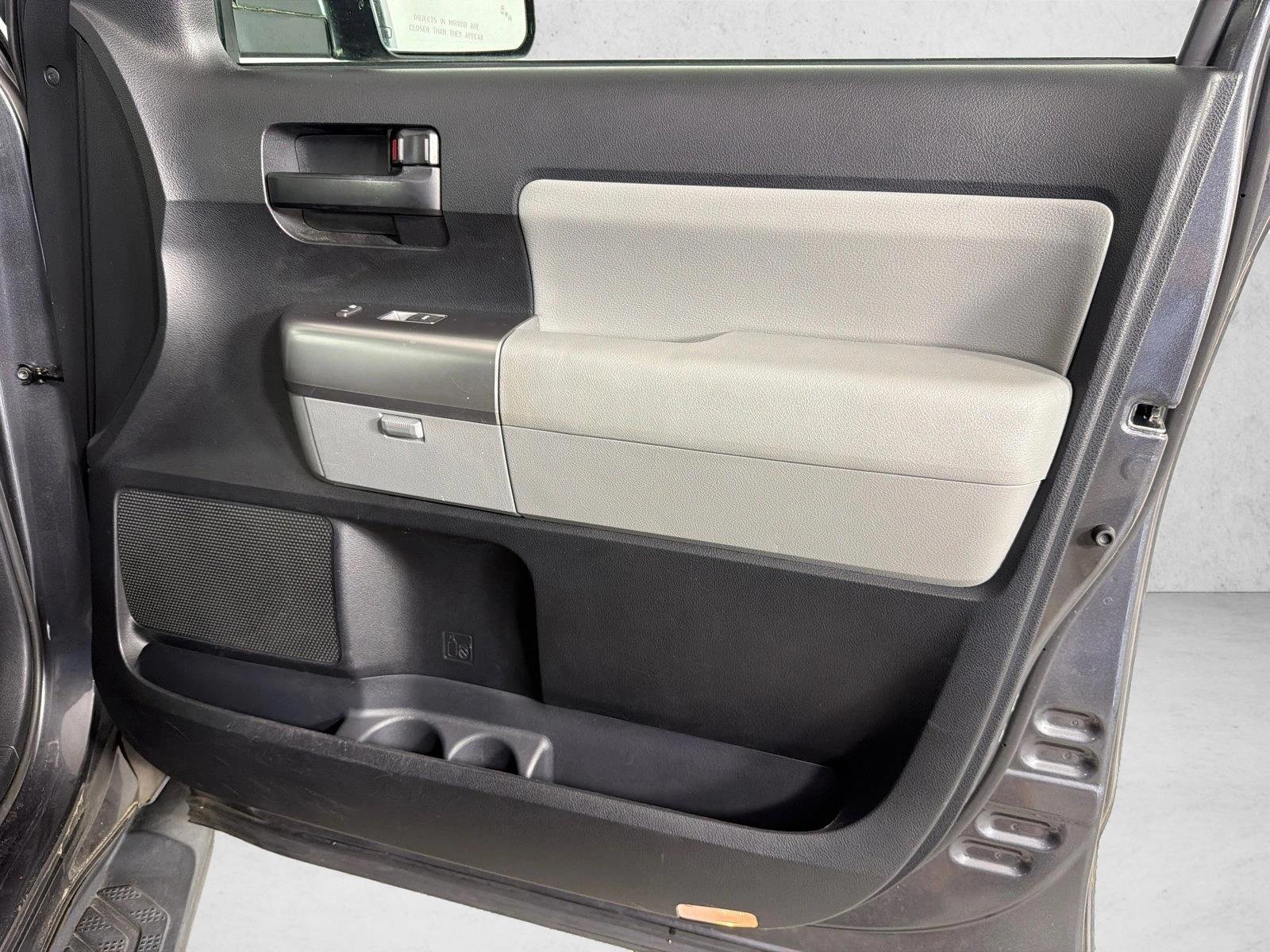 Used 2019 Magnetic Gray Metallic Toyota SR5 image 16