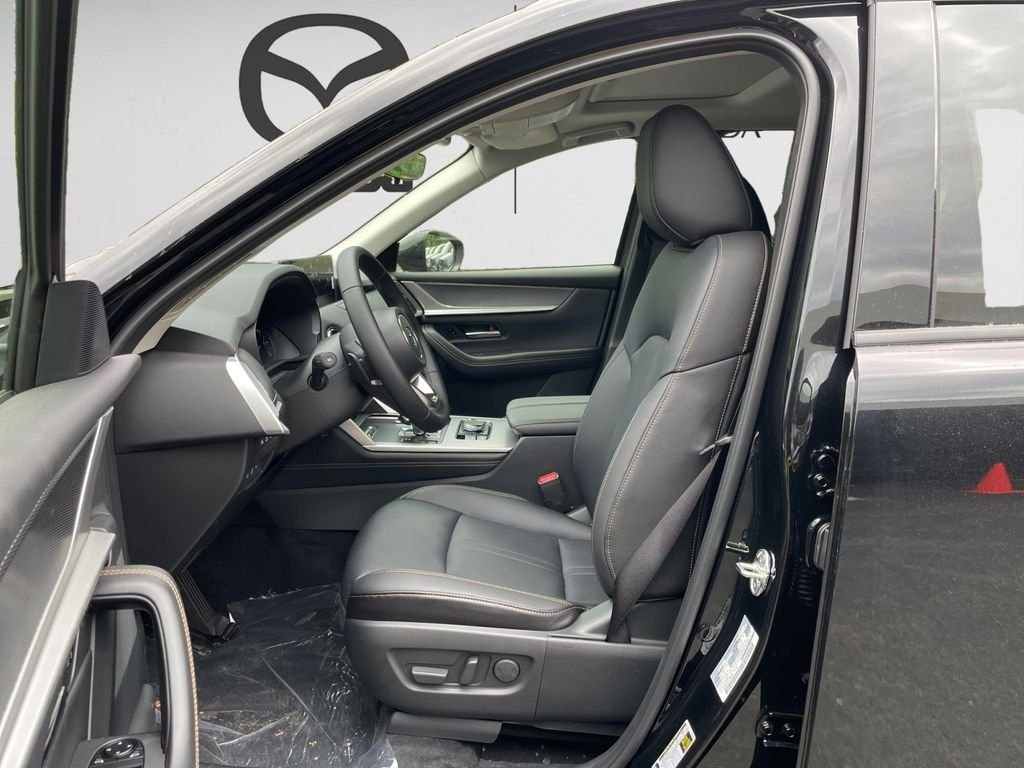 New 2026 Jet Black Mazda 3.3 Turbo Preferred image 8