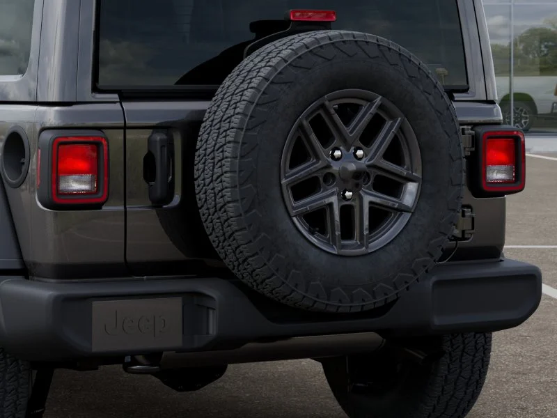 New 2026 Granite Crystal Metallic Clearcoat Jeep Sport S image 40