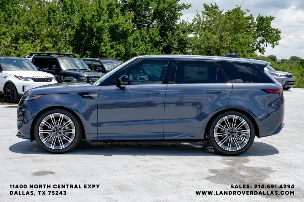 New 2026 Varesine Blue Metallic Land Rover Dynamic SE image 10