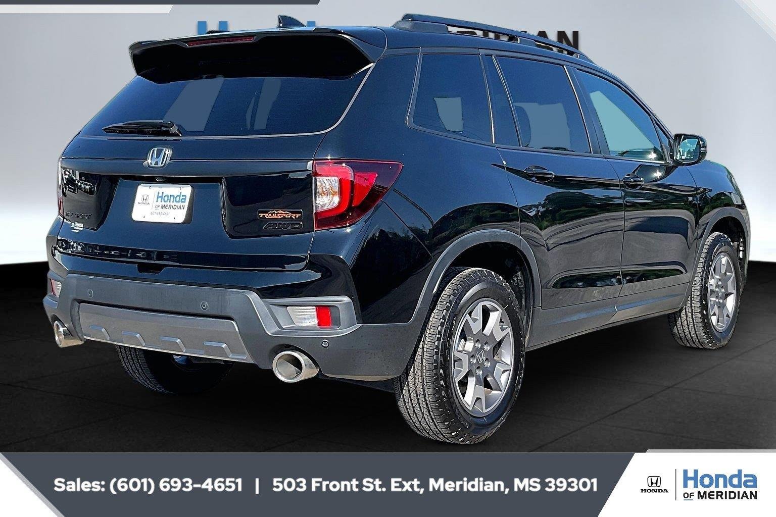 Used 2023 Crystal Black Pearl Honda TrailSport image 11