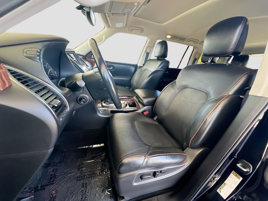 Used 2019 Super Black Nissan SL image 21