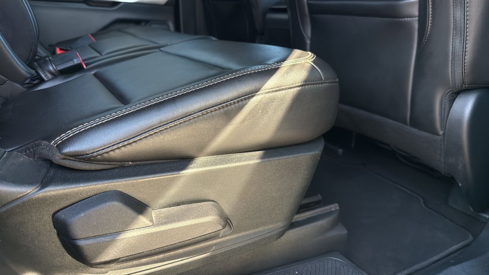 Used 2023 White Ford XLT image 25