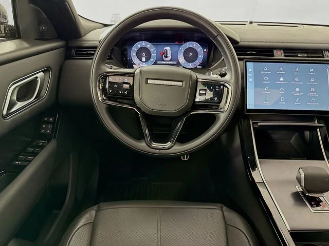 Used 2026 Carpathian Grey Premium Metallic Land Rover Dynamic SE image 25