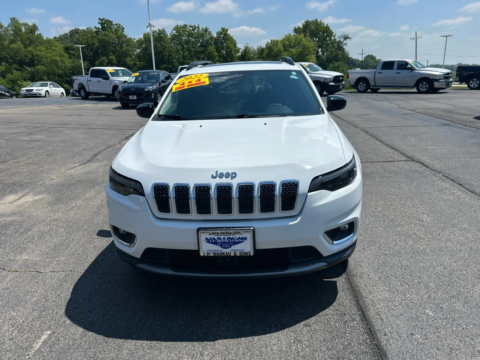 Used 2022 Bright White Clearcoat Jeep Limited image 8