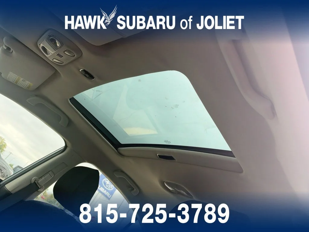 Used 2015 Ice Silver Metallic Subaru Premium image 8