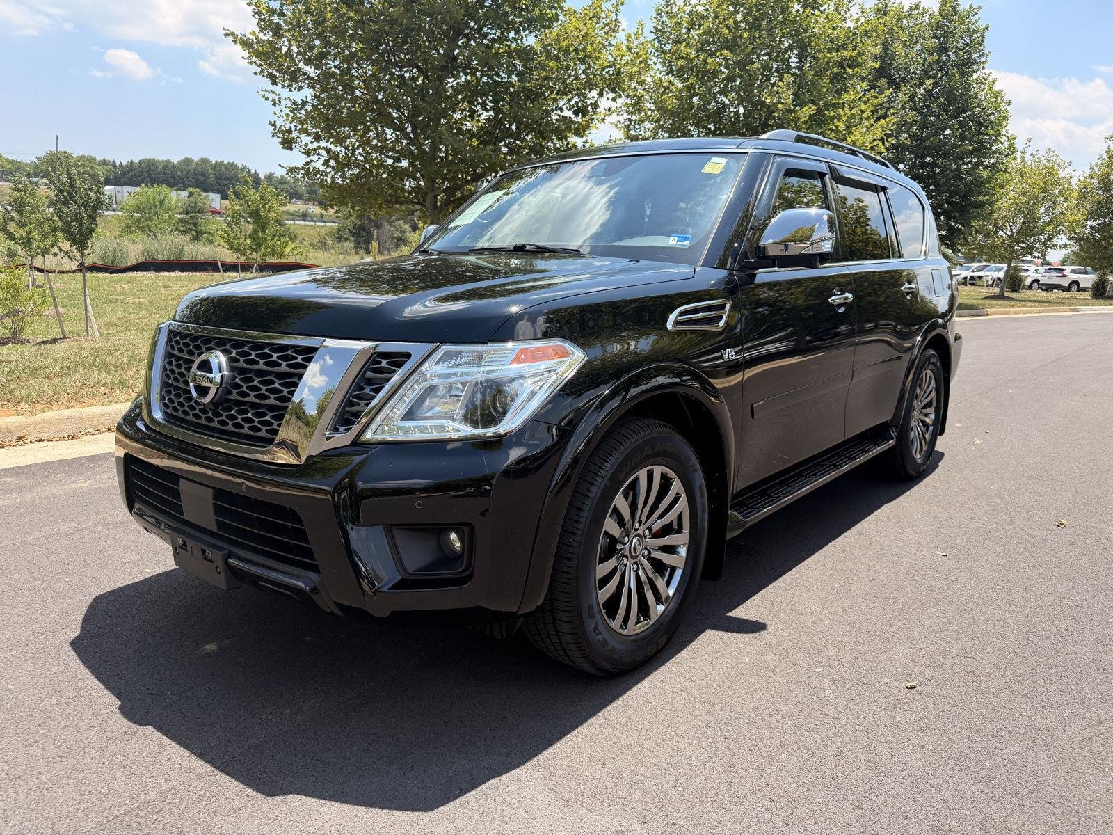 Used 2018 Super Black Nissan Platinum image 2