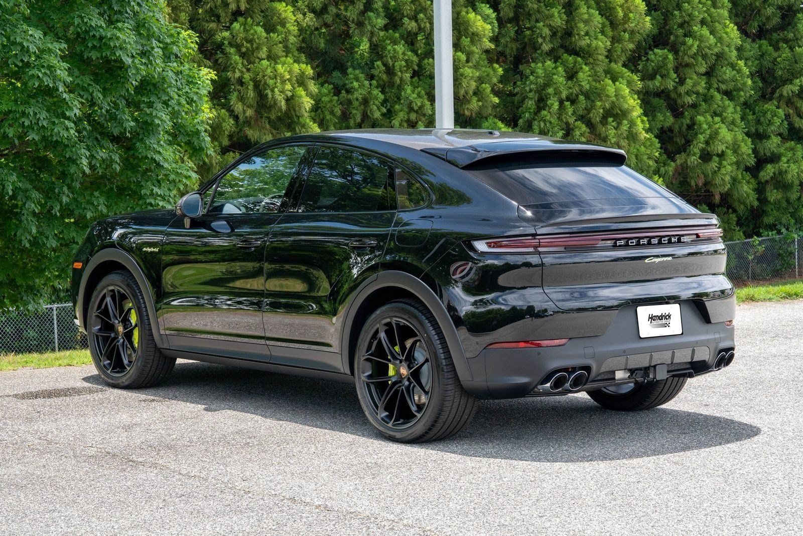 New 2026 Chromite Black Metallic Porsche E-Hybrid Coupe image 4