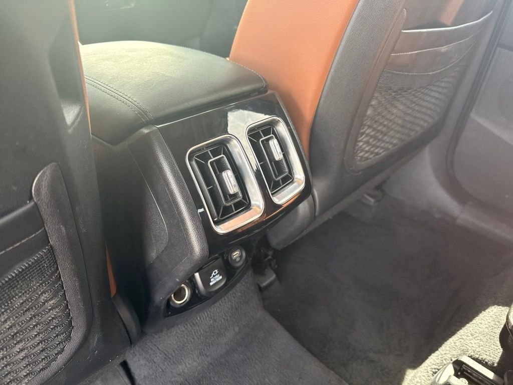 Used 2023 Green Kia X-Line SX Prestige image 33