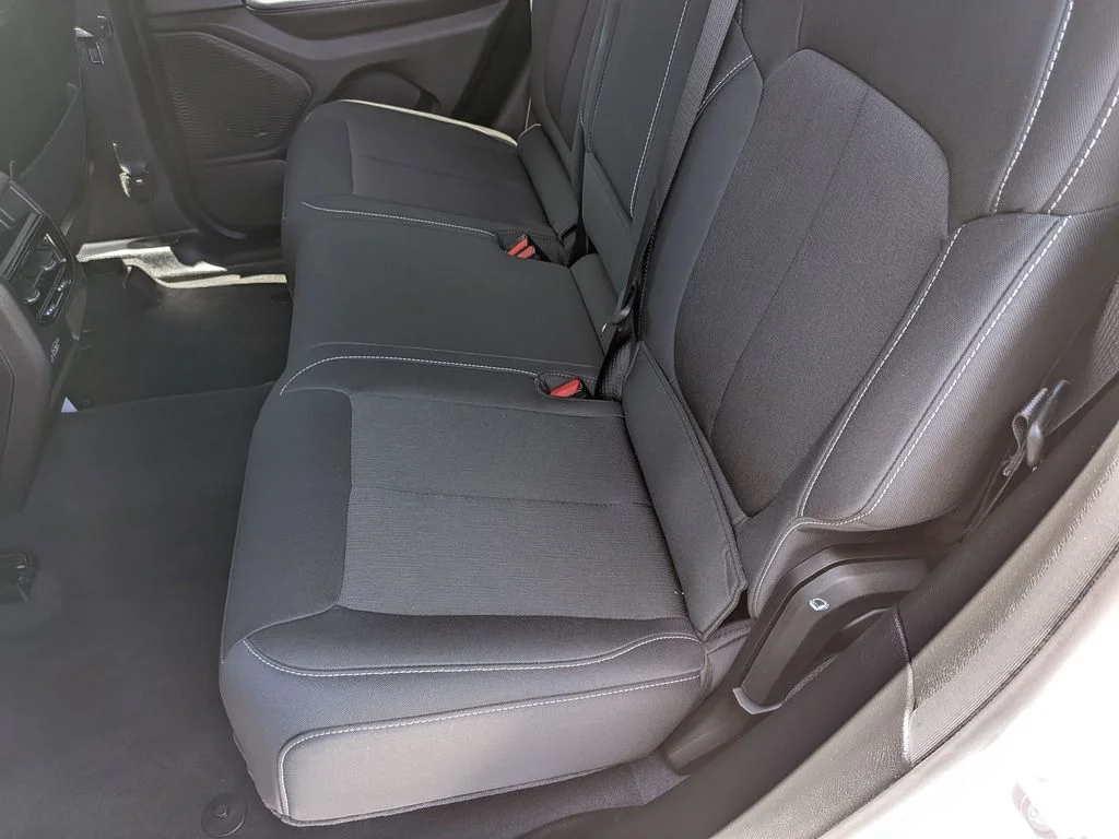 Used 2023 White Jeep Laredo image 21