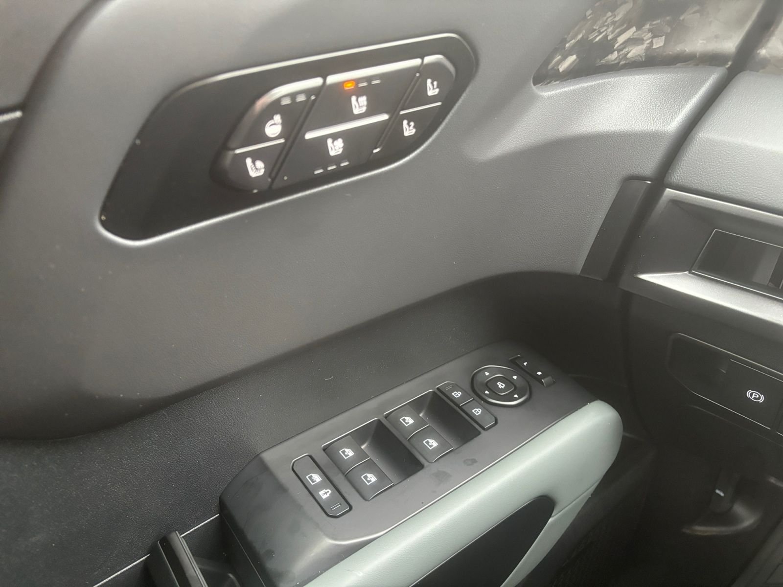 2027 Kia Telluride X-Pro SX Prestige - Photo 20