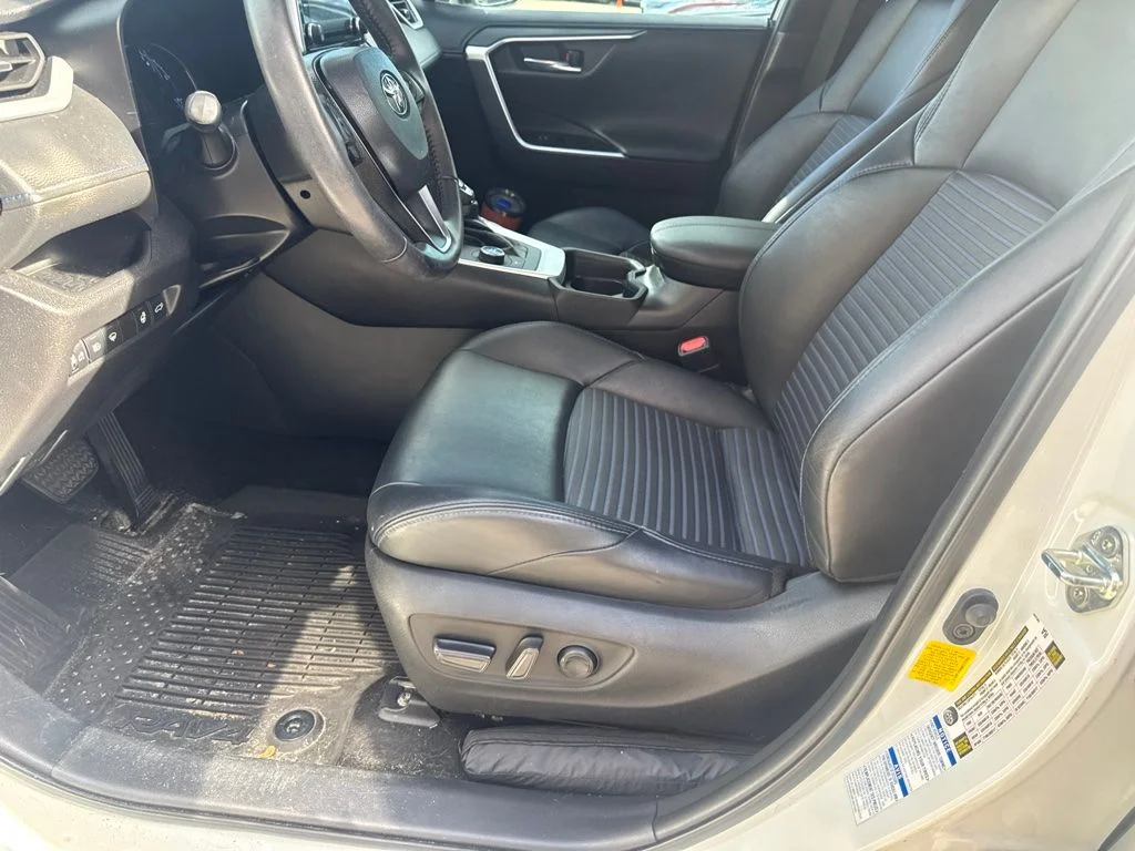 Used 2021 White Toyota XSE image 22