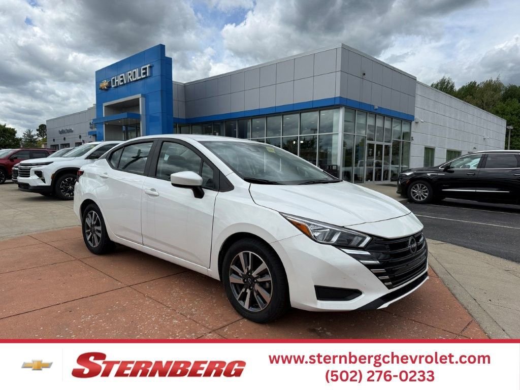 2024 Nissan Versa 1.6 SV CVT's photo