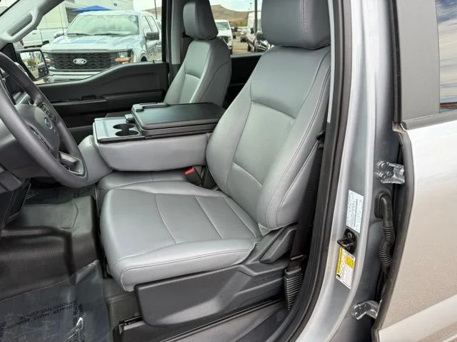 Used 2025 Silver Ford XL image 30