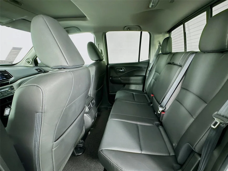 New 2026 Platinum White Pearl Honda RTL image 34