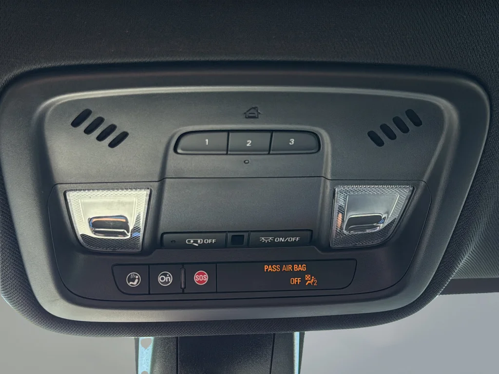 Used 2022 Blue Chevrolet LT image 40
