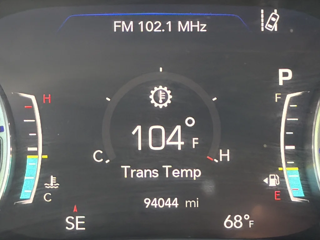 Used 2022 Gray Chrysler Touring L image 9