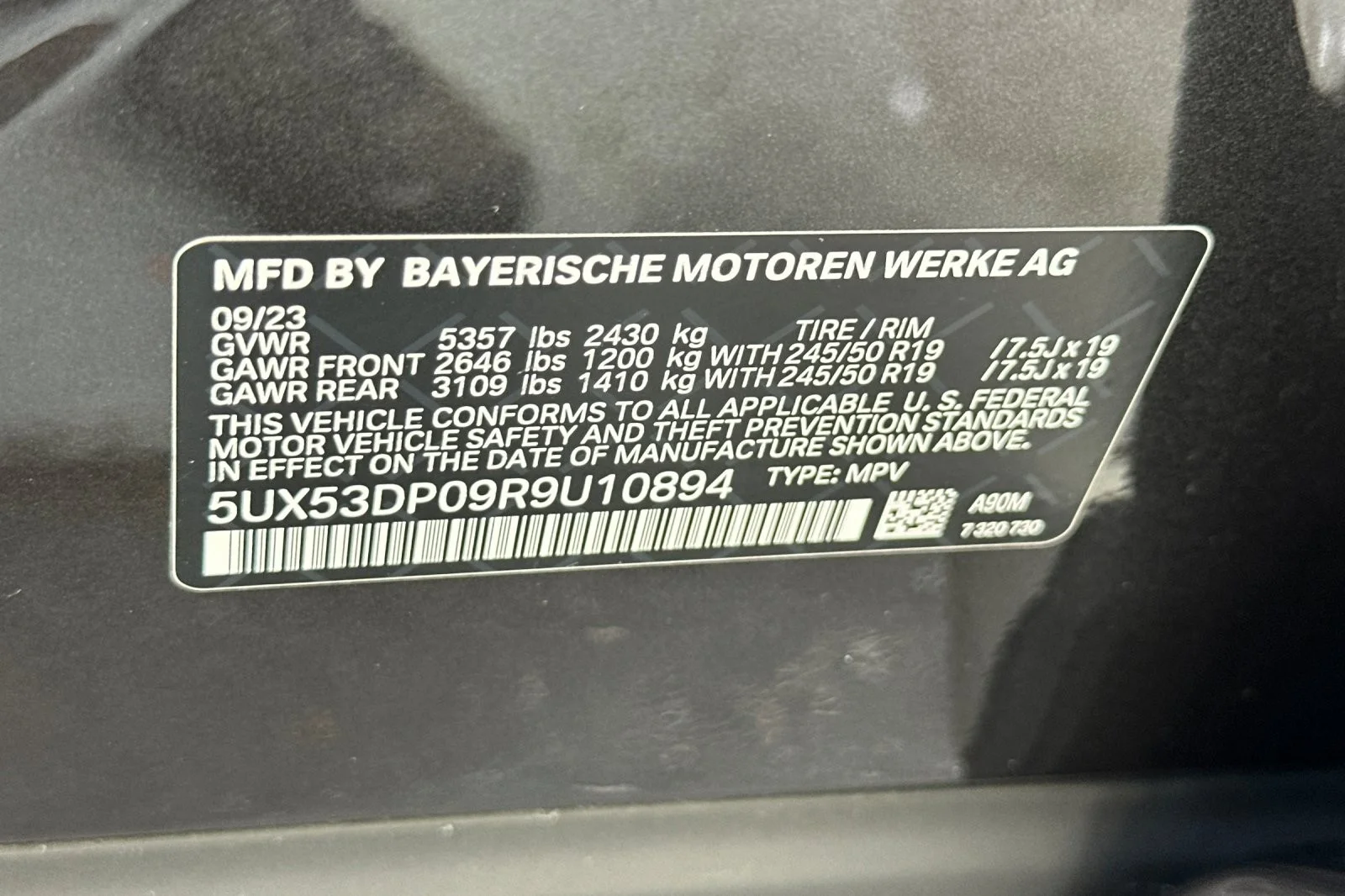 Used 2024 Dark Graphite Metallic BMW xDrive30i image 28