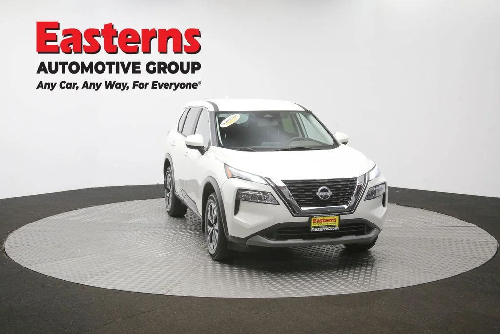 Used 2023 White Nissan SV image 49