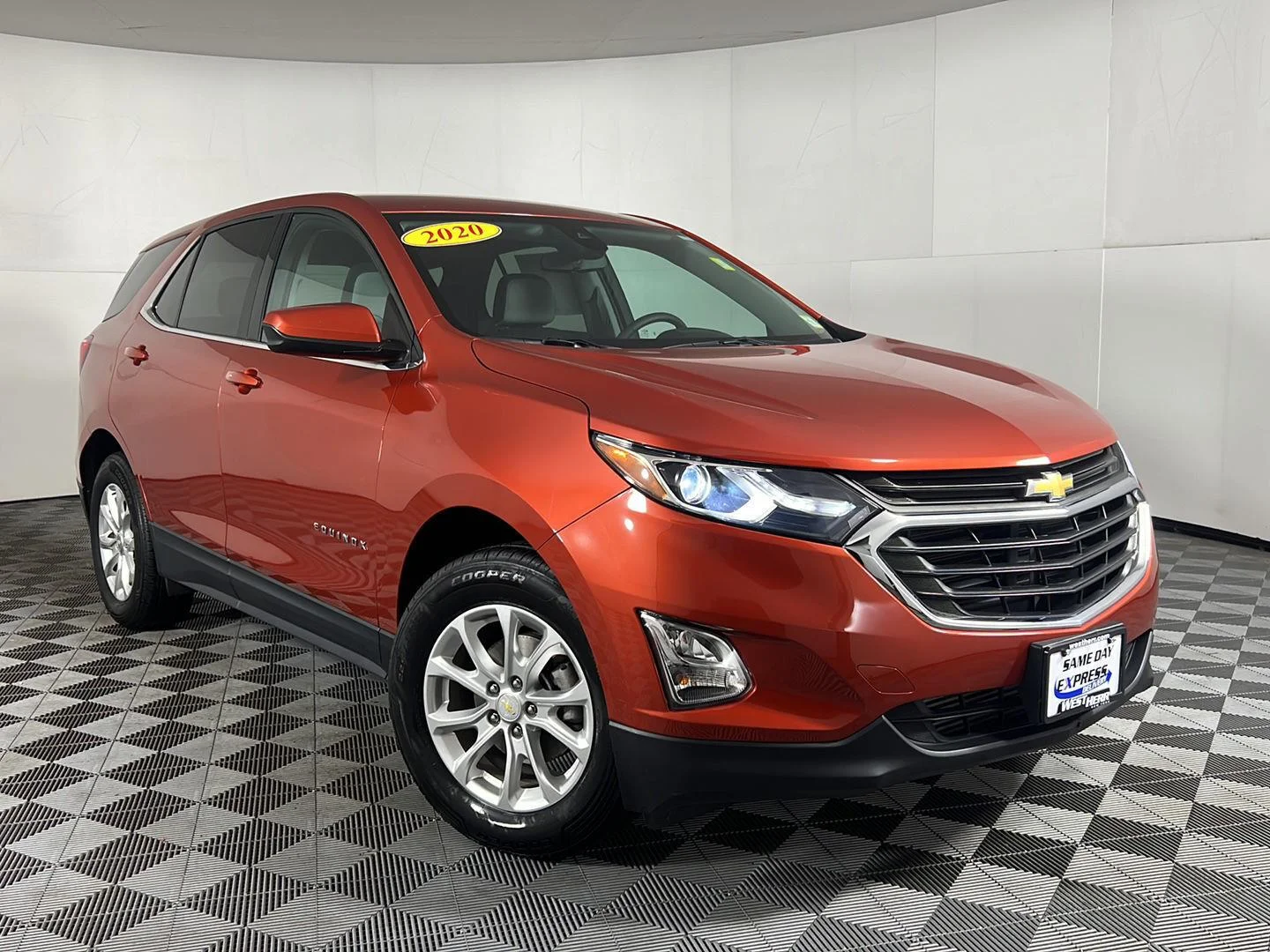 Used 2020 CAYENNE ORANGE METALLIC Chevrolet LT image 21