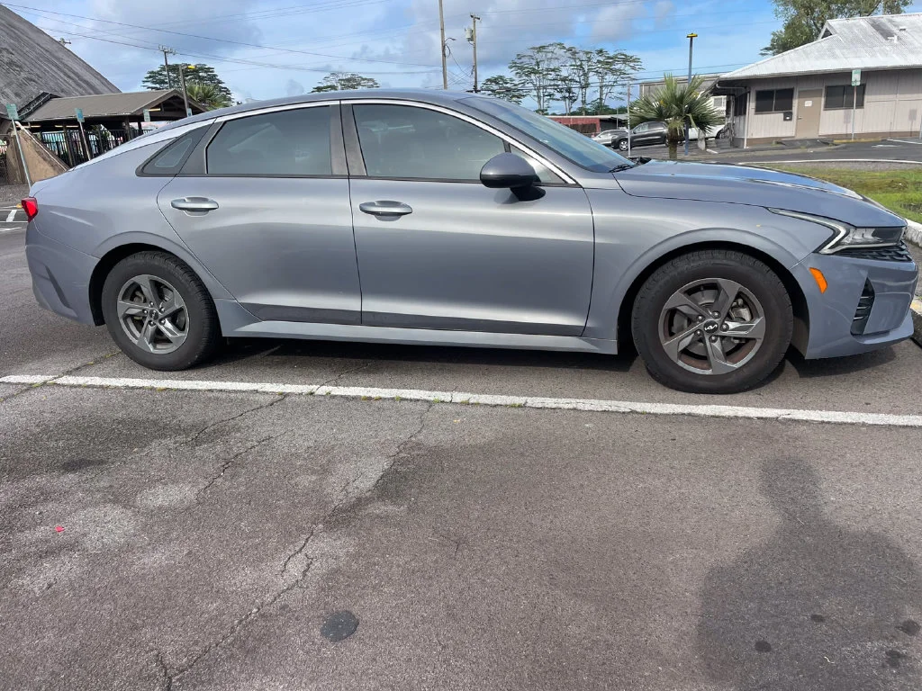 Used 2022 Silver Kia LX image 4